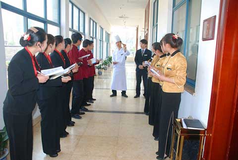 廚師、服務員做不好，是因為老板不會培訓？——從缺陷管理到價值塑造，餐企成敗的關鍵。